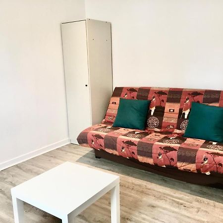 Studio Proche Centre, Zoo Et Axes Routiers Apartment Мобюж Екстериор снимка