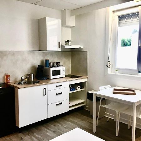 Studio Proche Centre, Zoo Et Axes Routiers Apartment Мобюж Екстериор снимка